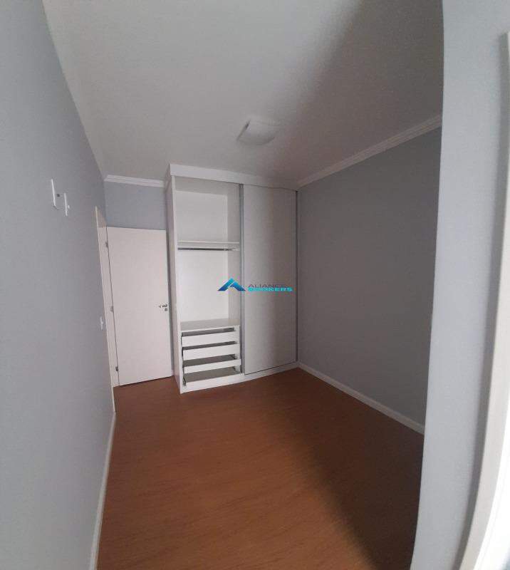 Apartamento à venda com 2 quartos, 69m² - Foto 11