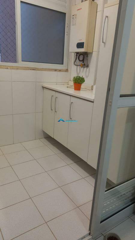 Apartamento à venda com 3 quartos, 90m² - Foto 15