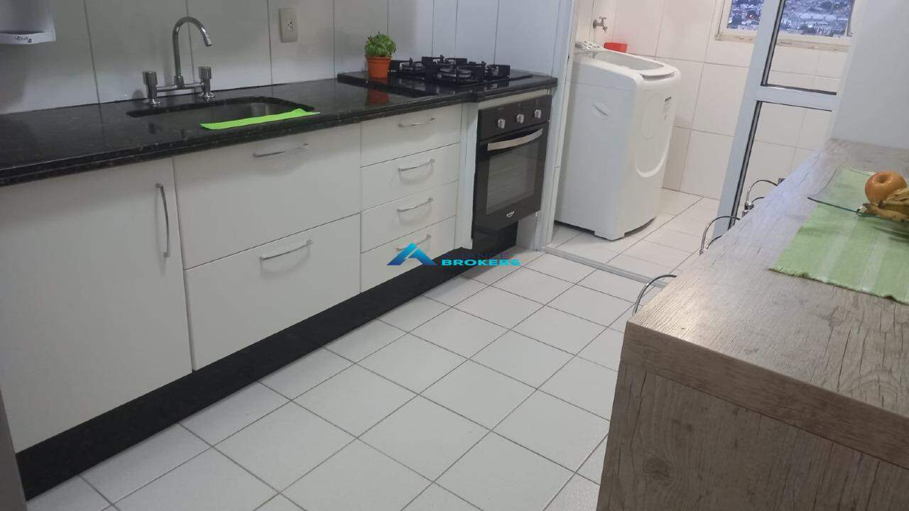 Apartamento à venda com 3 quartos, 90m² - Foto 23