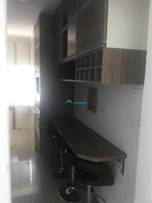 Apartamento à venda com 2 quartos, 52m² - Foto 11