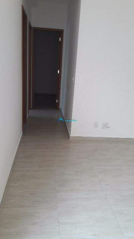 Apartamento à venda com 2 quartos, 47m² - Foto 3