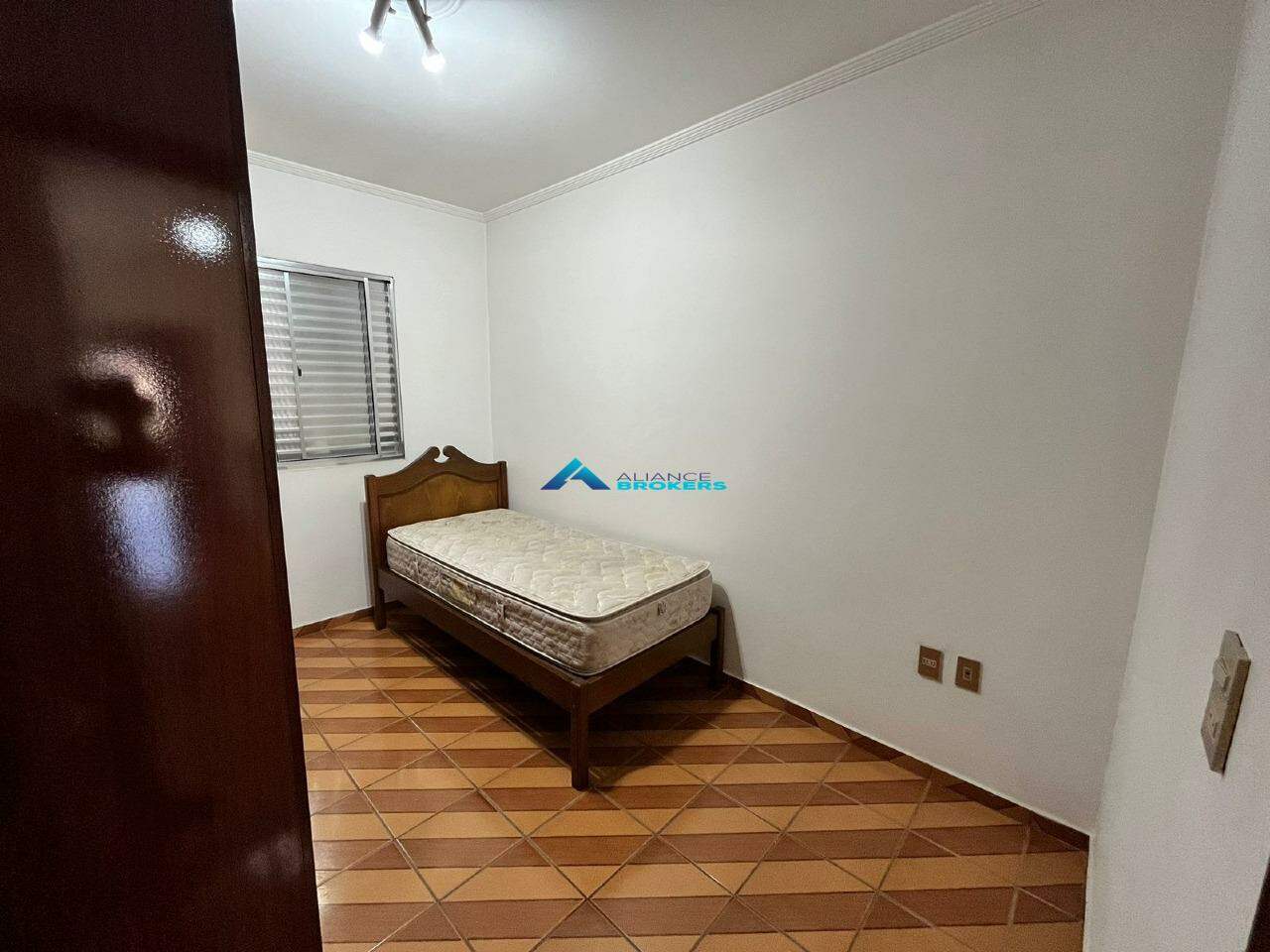 Casa para alugar com 3 quartos, 222m² - Foto 22