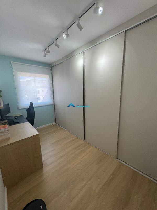 Apartamento à venda com 2 quartos, 55m² - Foto 10