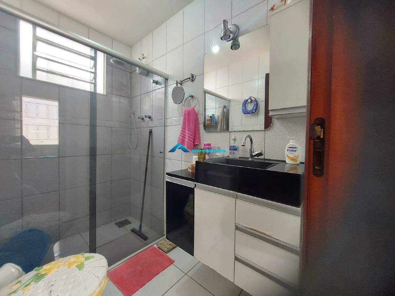 Casa à venda com 2 quartos, 151m² - Foto 13