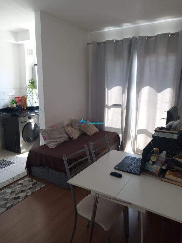 Apartamento à venda com 2 quartos, 44m² - Foto 2