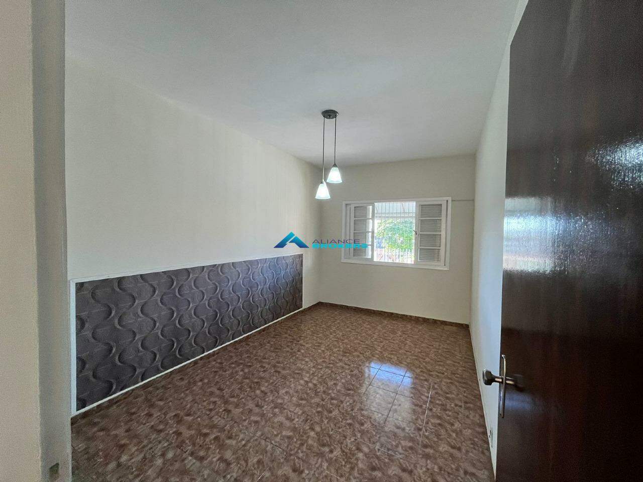 Casa à venda com 3 quartos, 177m² - Foto 14