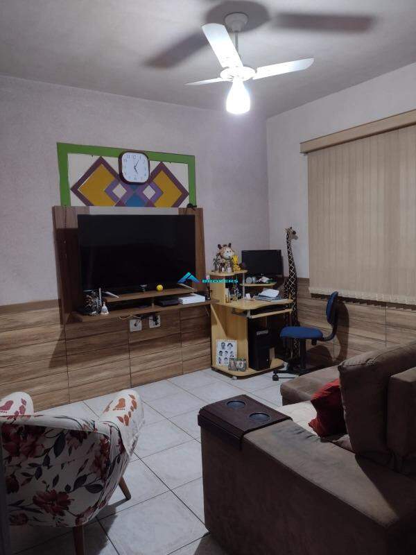 Casa à venda com 3 quartos, 192m² - Foto 3