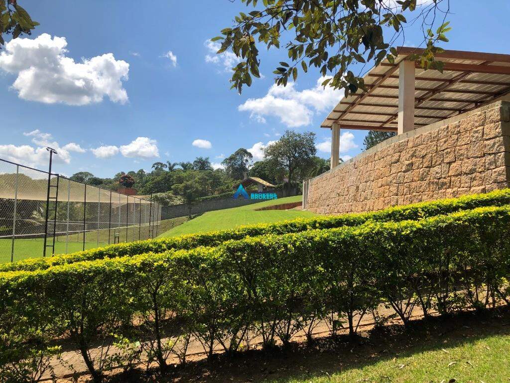 Fazenda à venda com 3 quartos, 750m² - Foto 2