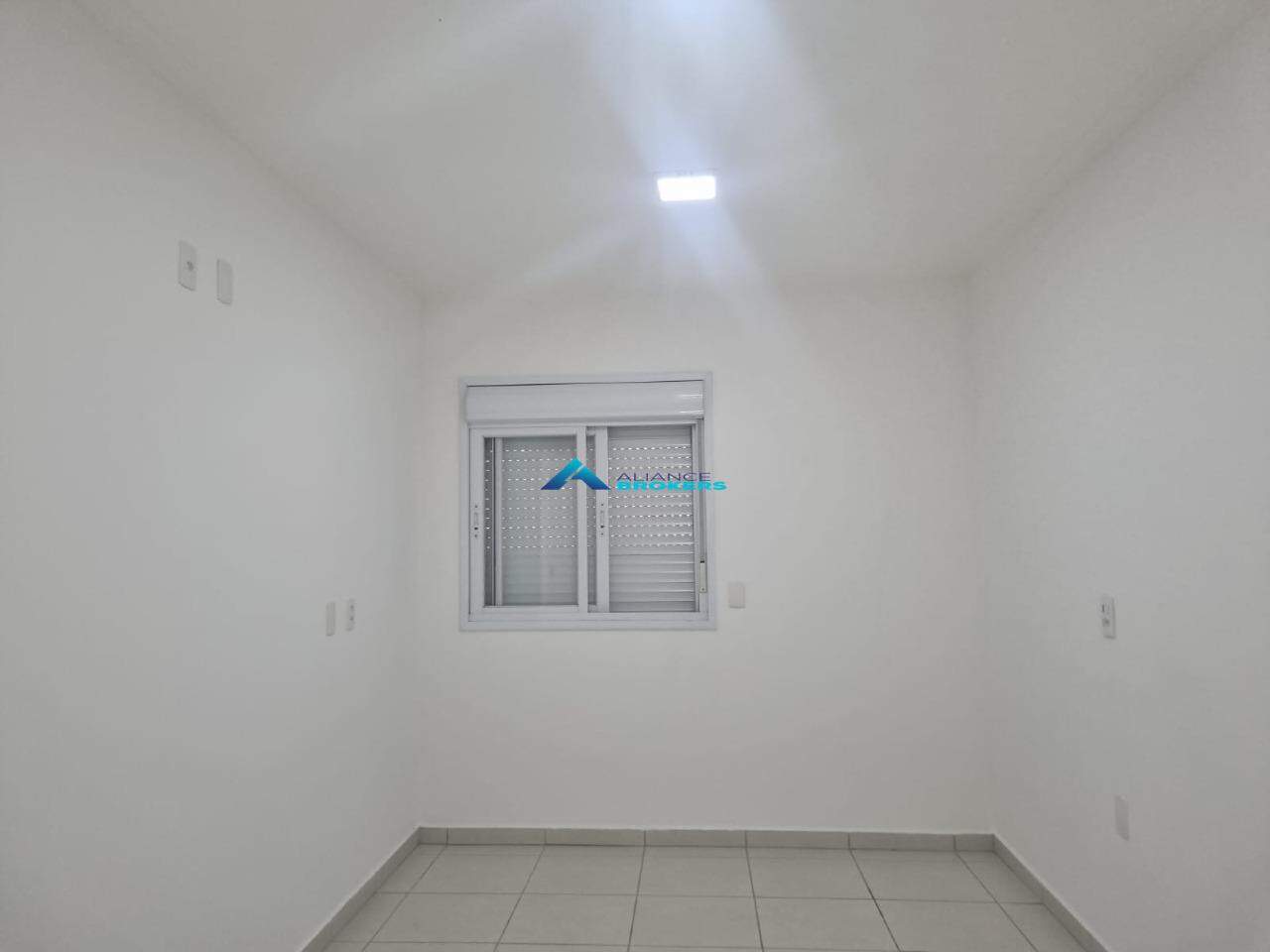 Apartamento à venda com 2 quartos, 66m² - Foto 23