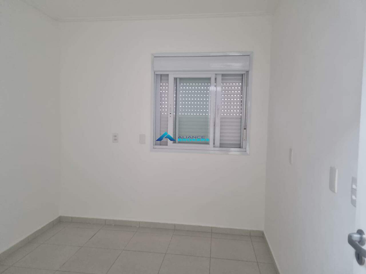 Apartamento à venda com 2 quartos, 66m² - Foto 24