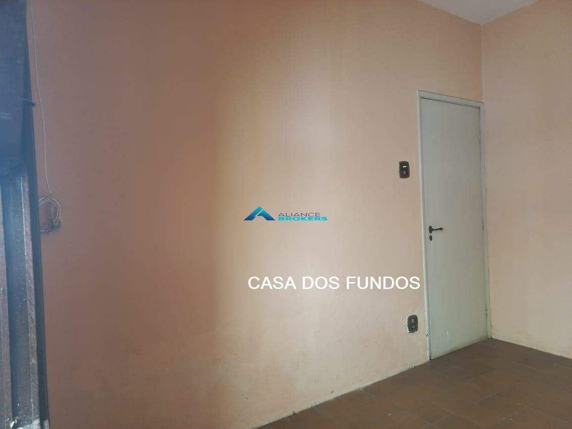 Casa para alugar com 4 quartos, 190m² - Foto 26