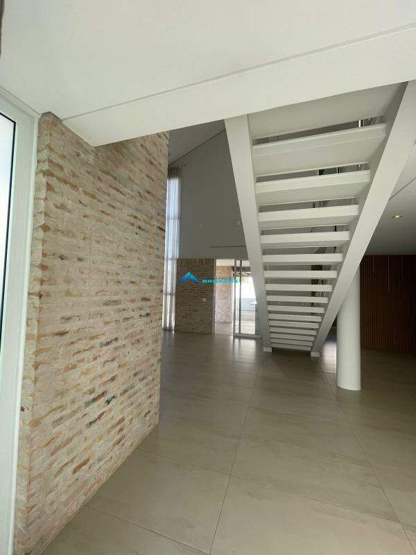 Casa de Condomínio à venda com 4 quartos, 270m² - Foto 18