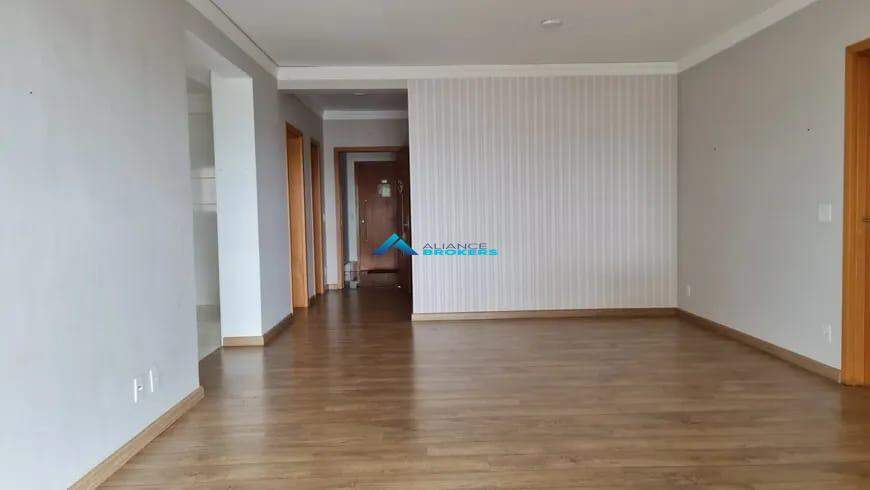 Apartamento à venda com 3 quartos, 158m² - Foto 11