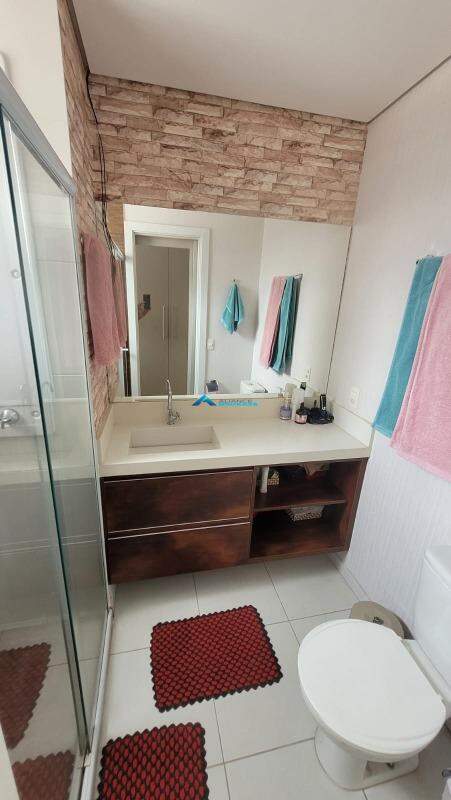 Apartamento à venda com 2 quartos, 67m² - Foto 15