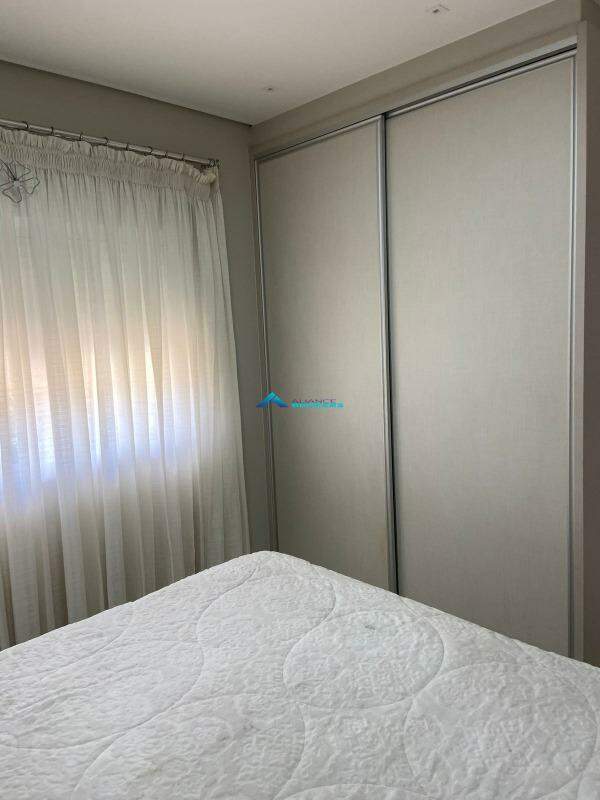 Apartamento à venda com 3 quartos, 111m² - Foto 17