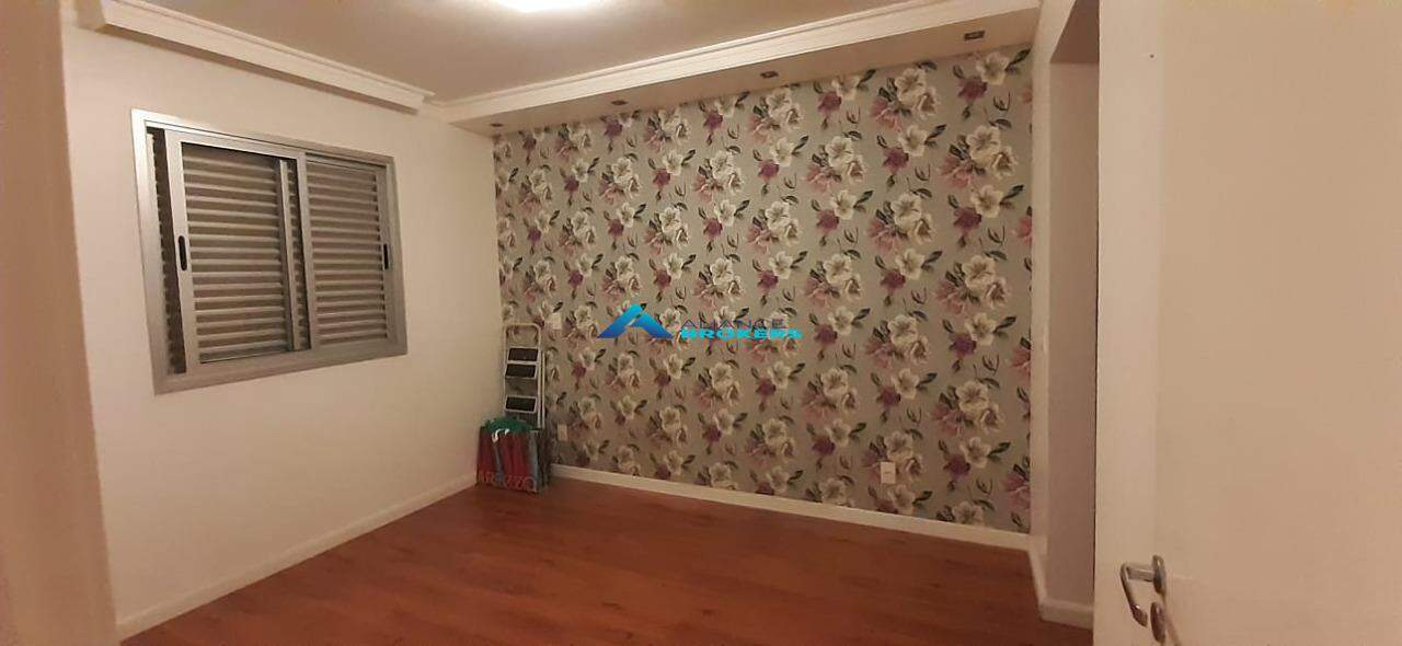 Apartamento à venda com 2 quartos, 74m² - Foto 10