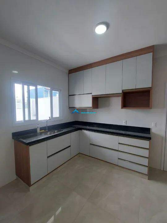 Casa à venda com 3 quartos, 99m² - Foto 6