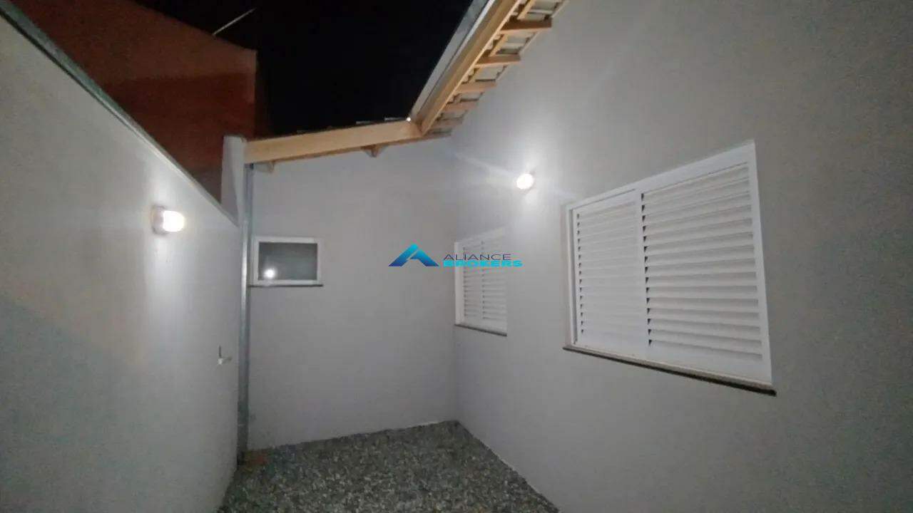 Casa à venda com 3 quartos, 99m² - Foto 16