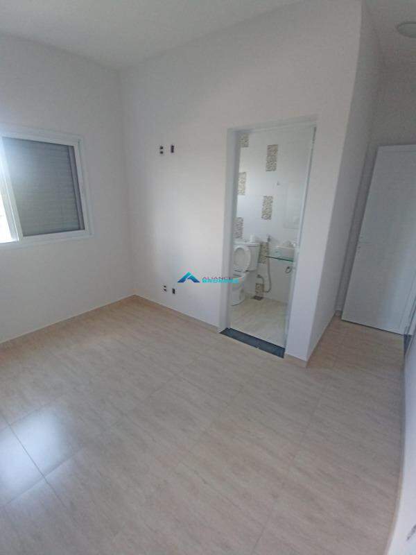 Casa à venda com 3 quartos, 220m² - Foto 28