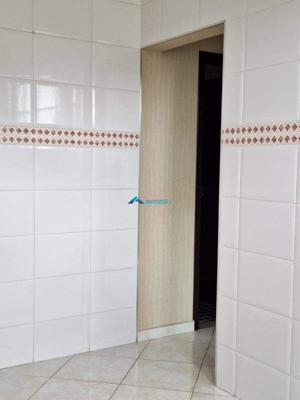 Apartamento à venda com 2 quartos, 70m² - Foto 8