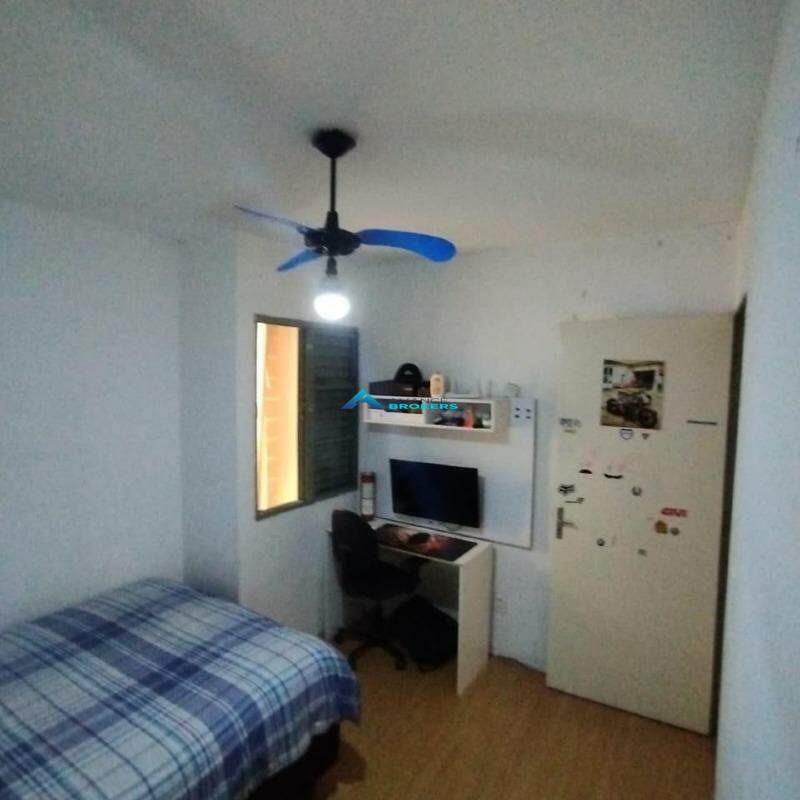 Casa à venda com 3 quartos, 168m² - Foto 8