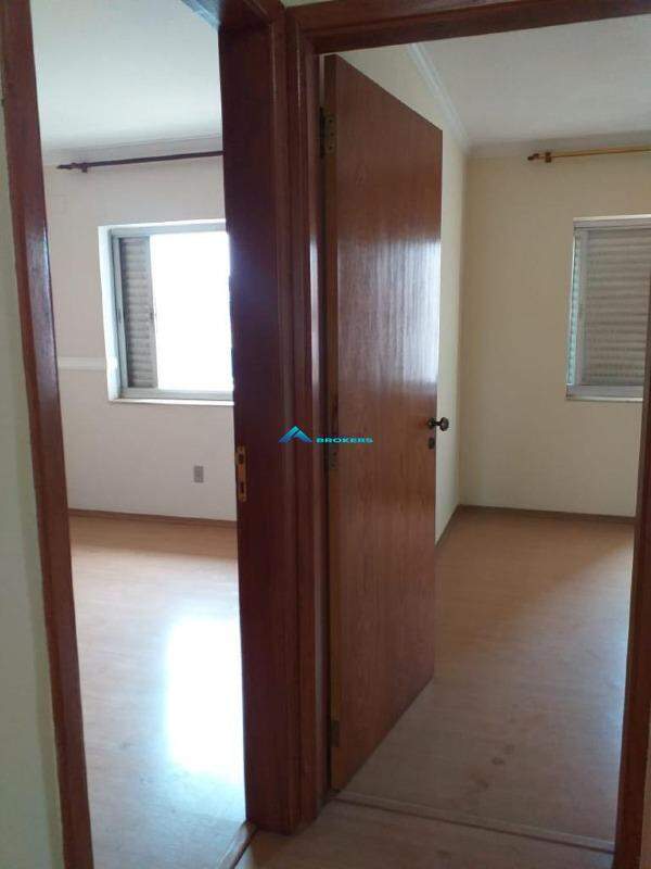 Apartamento à venda com 3 quartos, 174m² - Foto 19