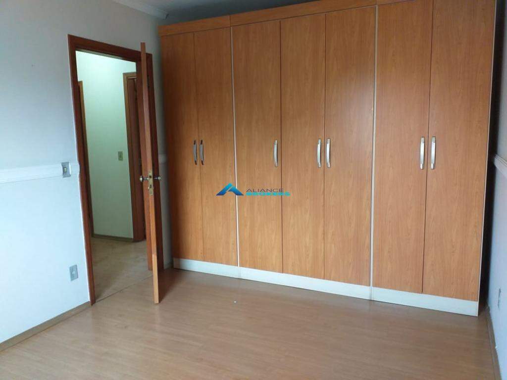 Apartamento à venda com 3 quartos, 174m² - Foto 15