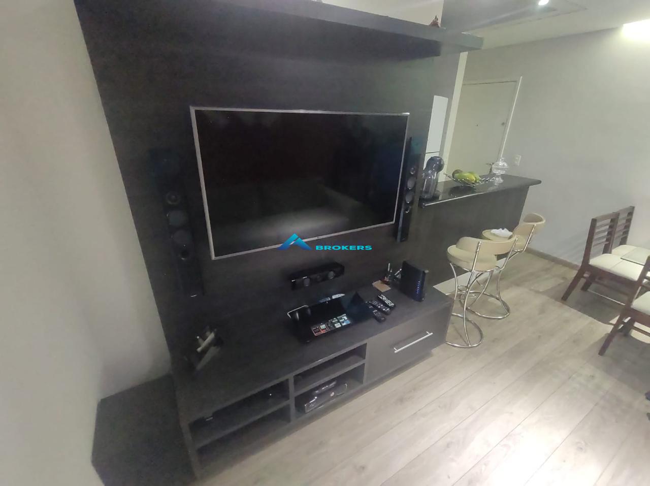 Apartamento à venda com 2 quartos, 69m² - Foto 5