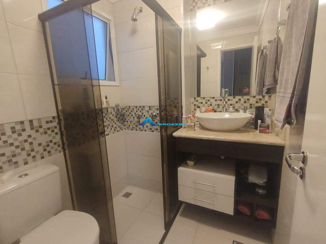 Apartamento à venda com 2 quartos, 69m² - Foto 19