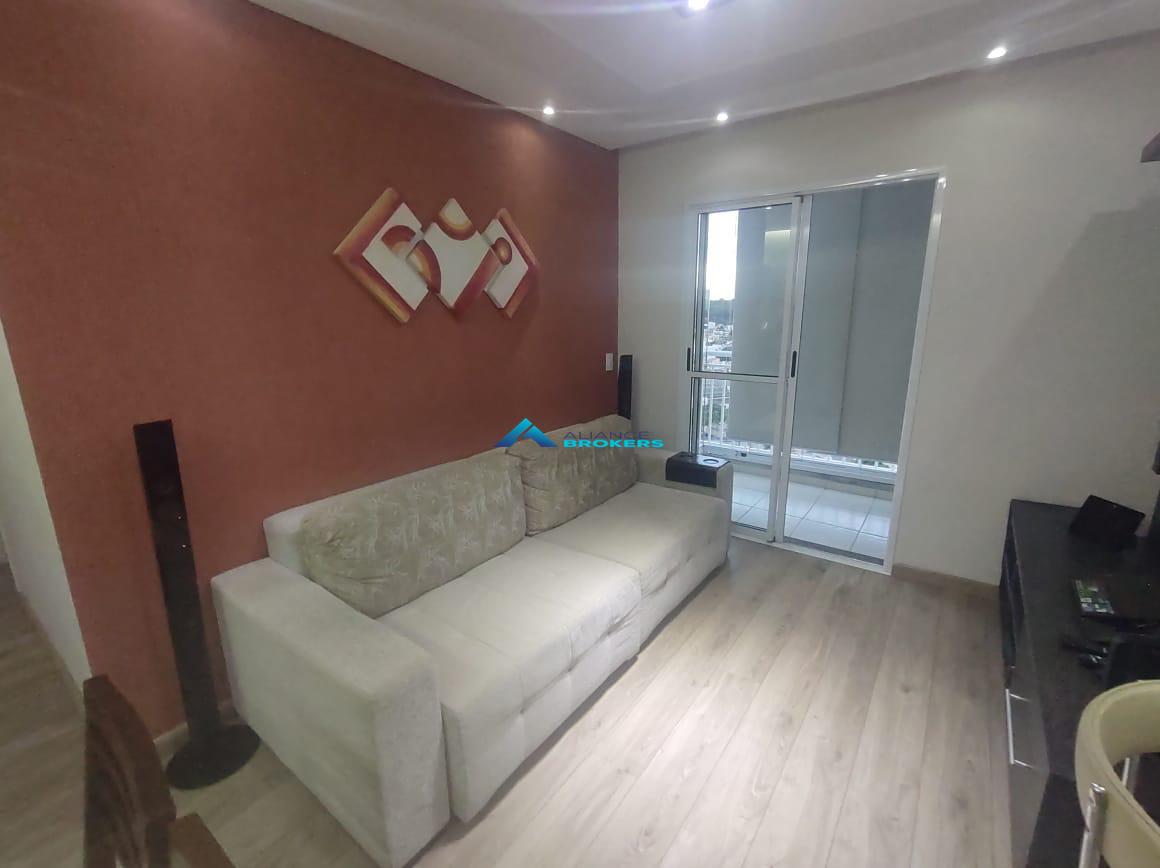 Apartamento à venda com 2 quartos, 69m² - Foto 2