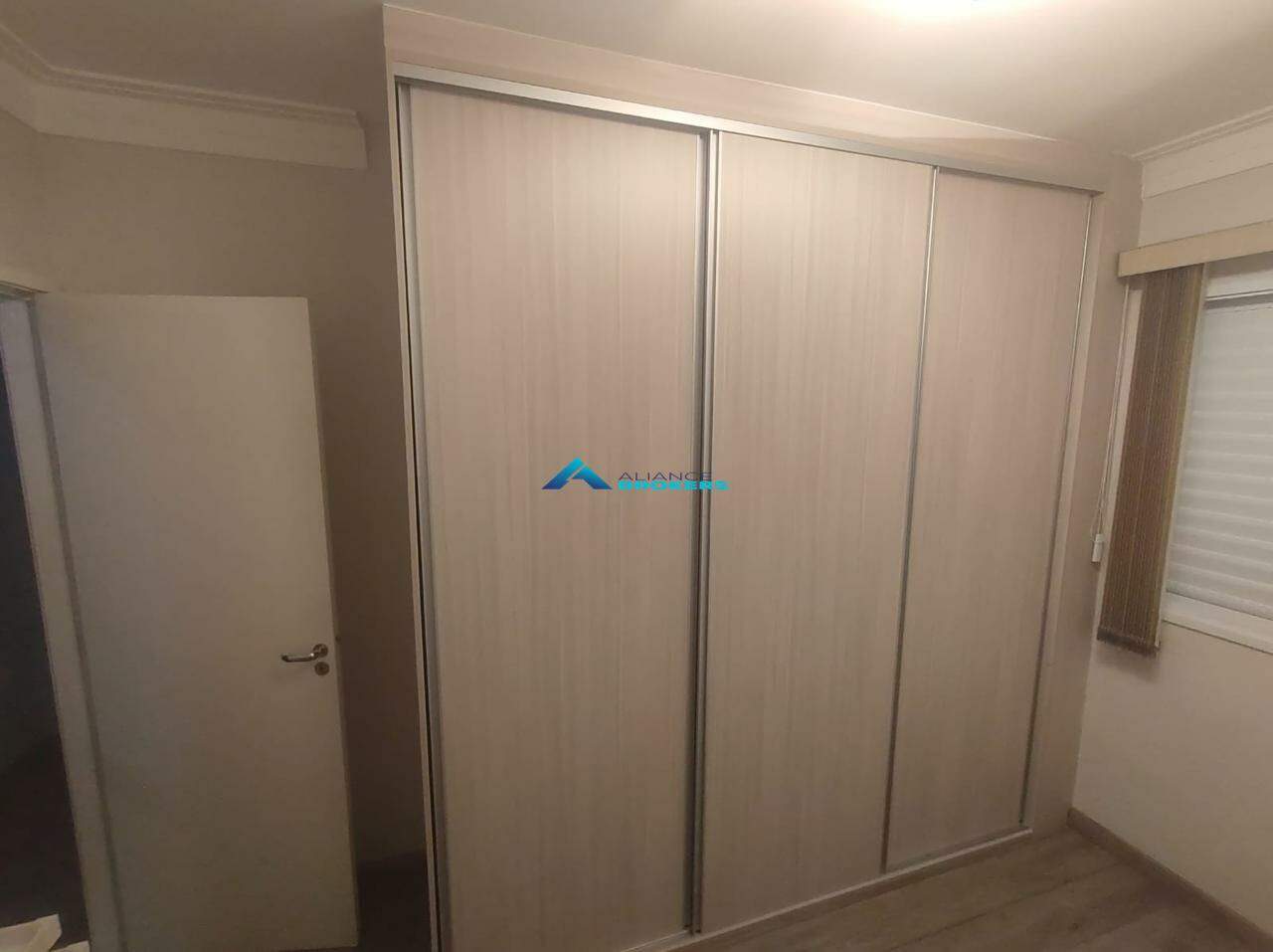 Apartamento à venda com 2 quartos, 69m² - Foto 27