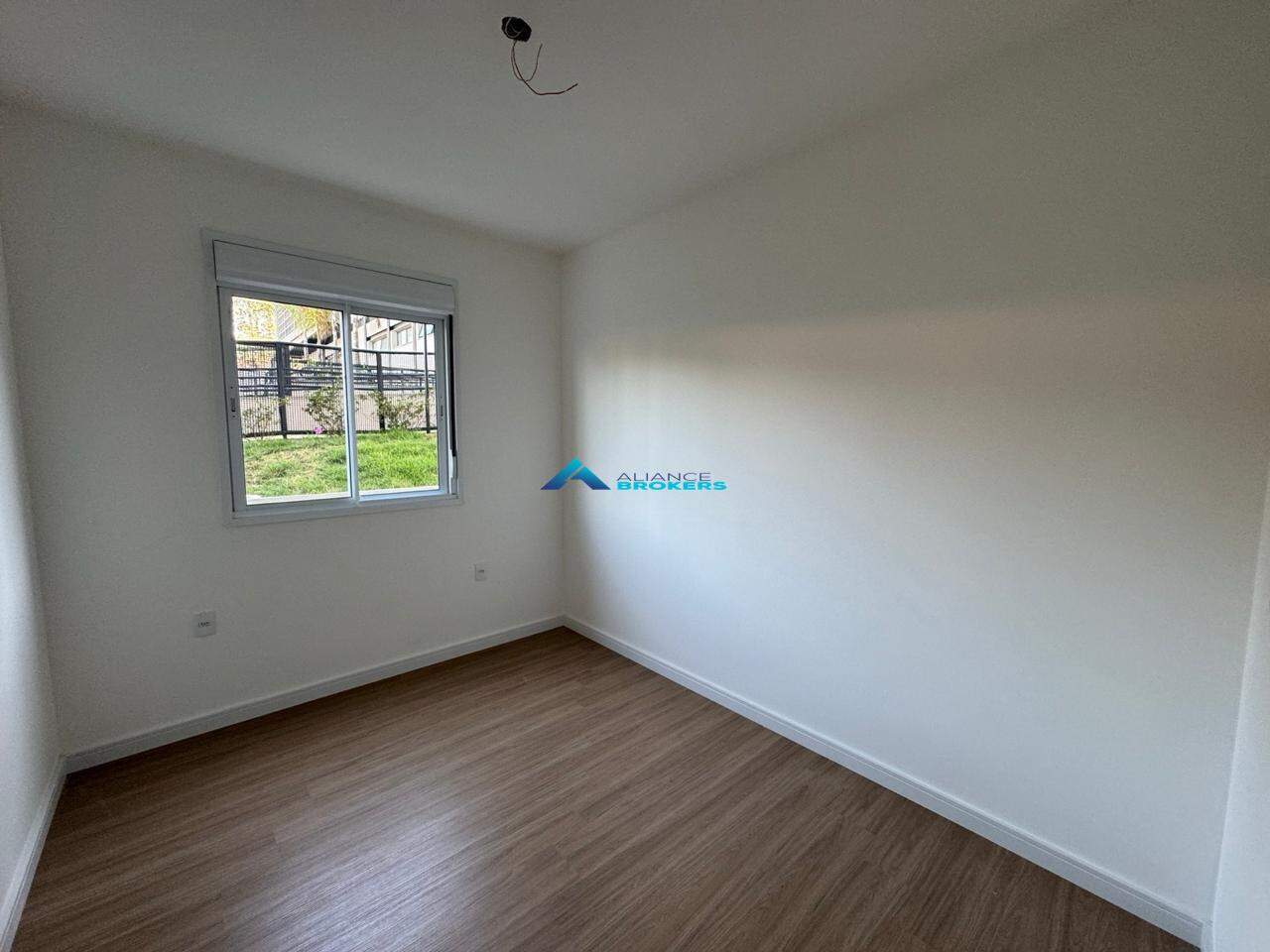 Apartamento à venda com 2 quartos, 64m² - Foto 12