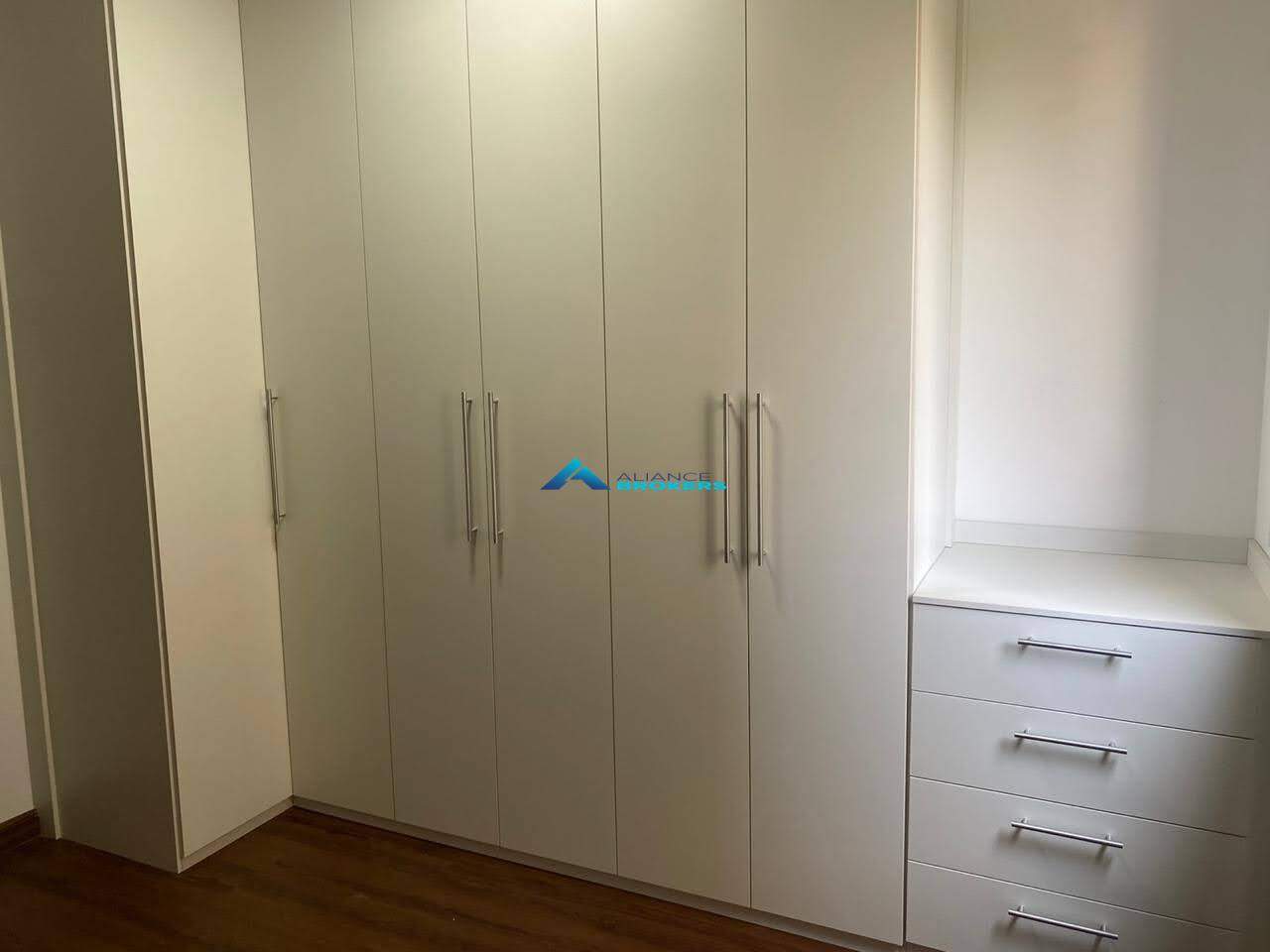 Apartamento à venda com 3 quartos, 113m² - Foto 13