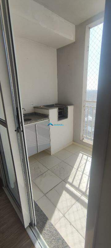 Apartamento à venda com 3 quartos, 83m² - Foto 18