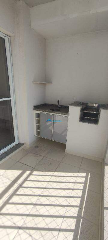 Apartamento à venda com 3 quartos, 83m² - Foto 11