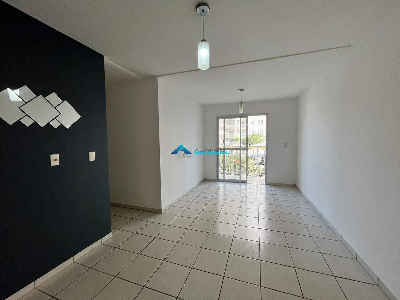 Apartamento à venda com 2 quartos, 61m² - Foto 3