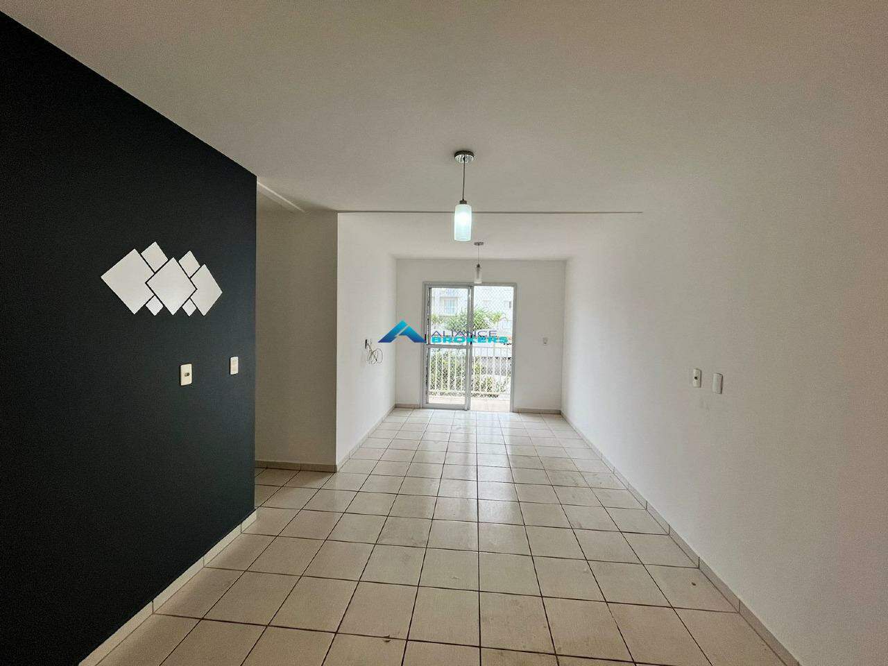 Apartamento à venda com 2 quartos, 61m² - Foto 5