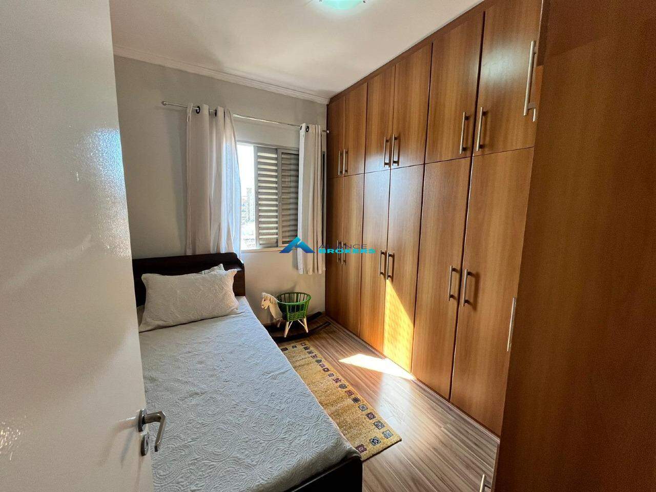 Apartamento à venda com 3 quartos, 75m² - Foto 19