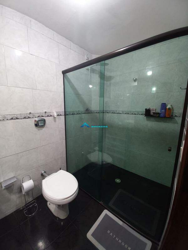 Apartamento à venda com 2 quartos, 90m² - Foto 11