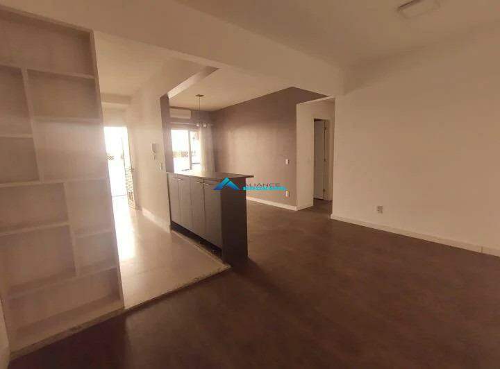 Apartamento à venda com 3 quartos, 82m² - Foto 12