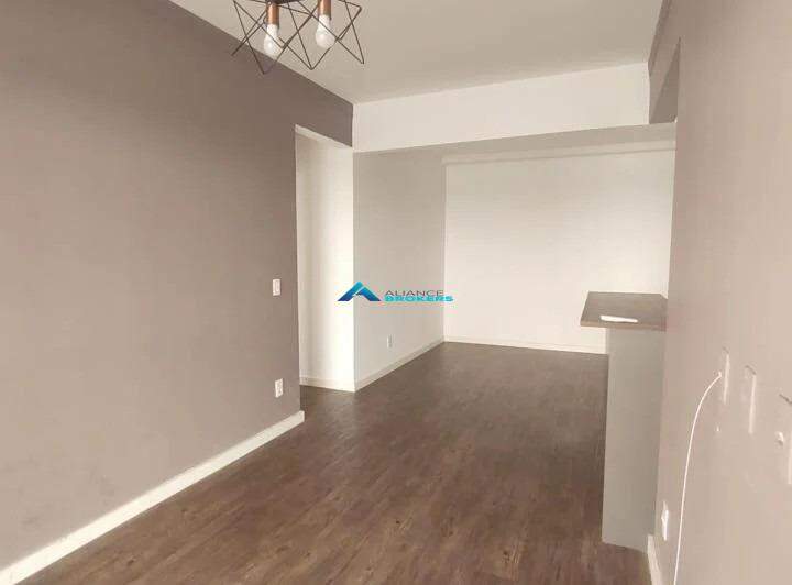 Apartamento à venda com 3 quartos, 82m² - Foto 9