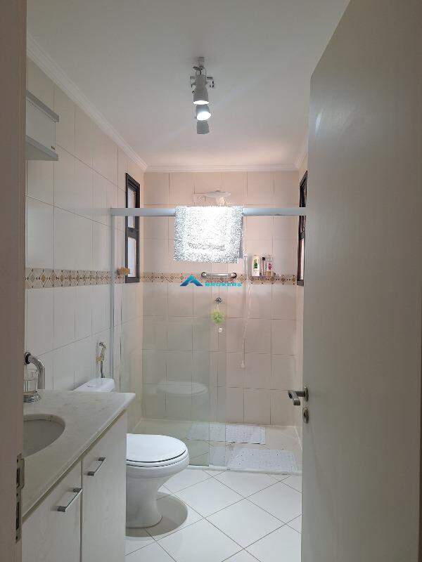 Apartamento à venda com 4 quartos, 144m² - Foto 11