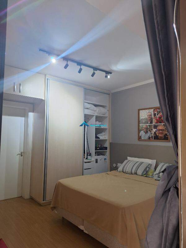 Apartamento à venda com 4 quartos, 144m² - Foto 13