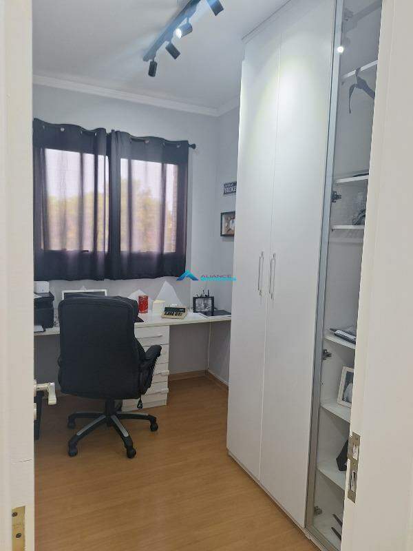 Apartamento à venda com 4 quartos, 144m² - Foto 16