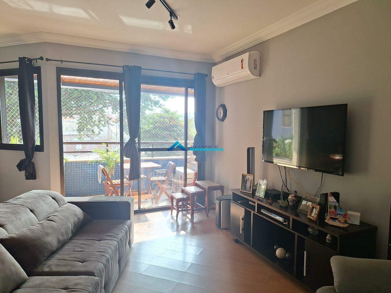 Apartamento à venda com 4 quartos, 144m² - Foto 10