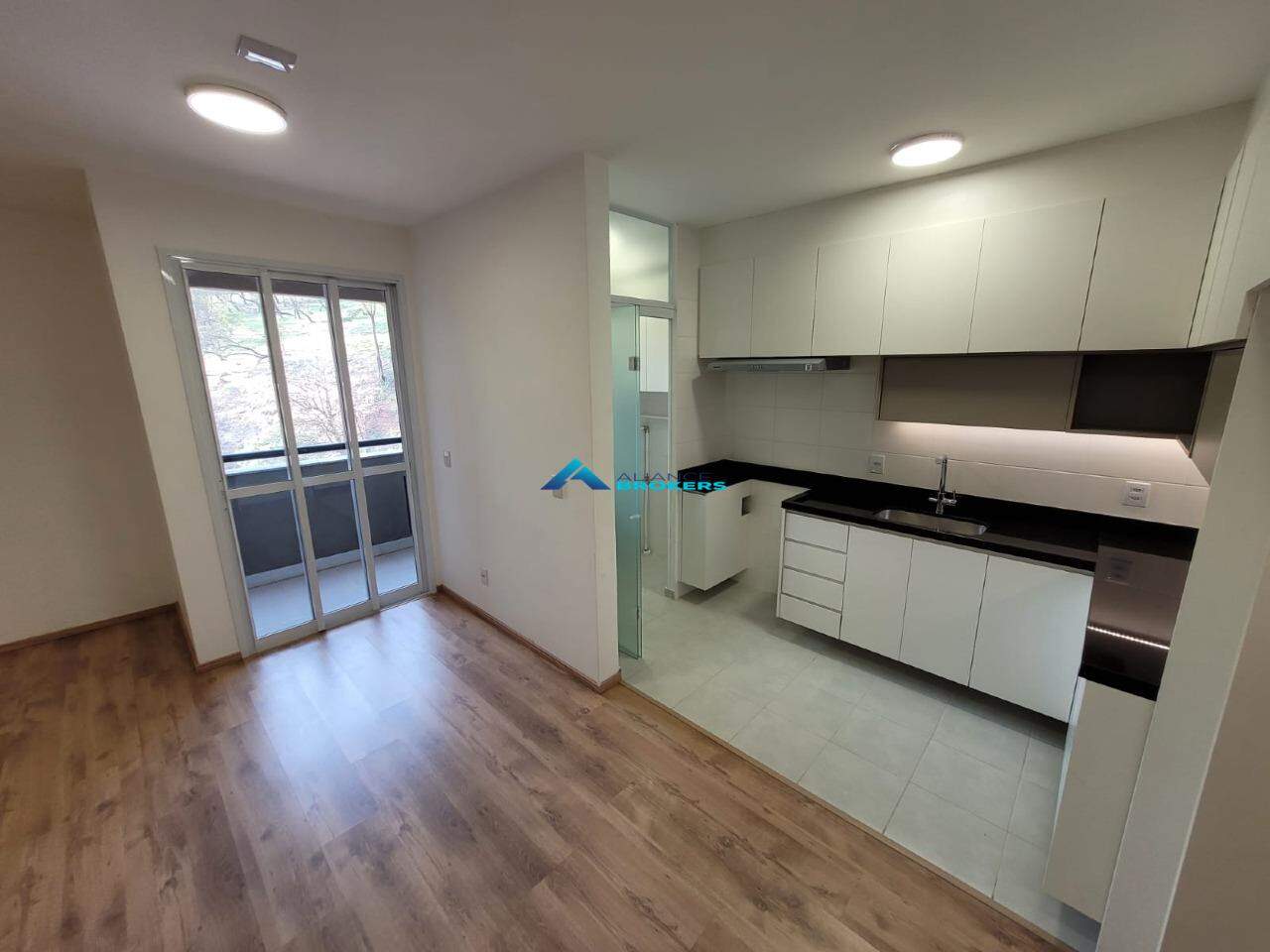 Apartamento à venda com 2 quartos, 71m² - Foto 8