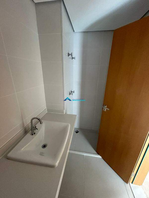 Apartamento à venda com 3 quartos, 95m² - Foto 14