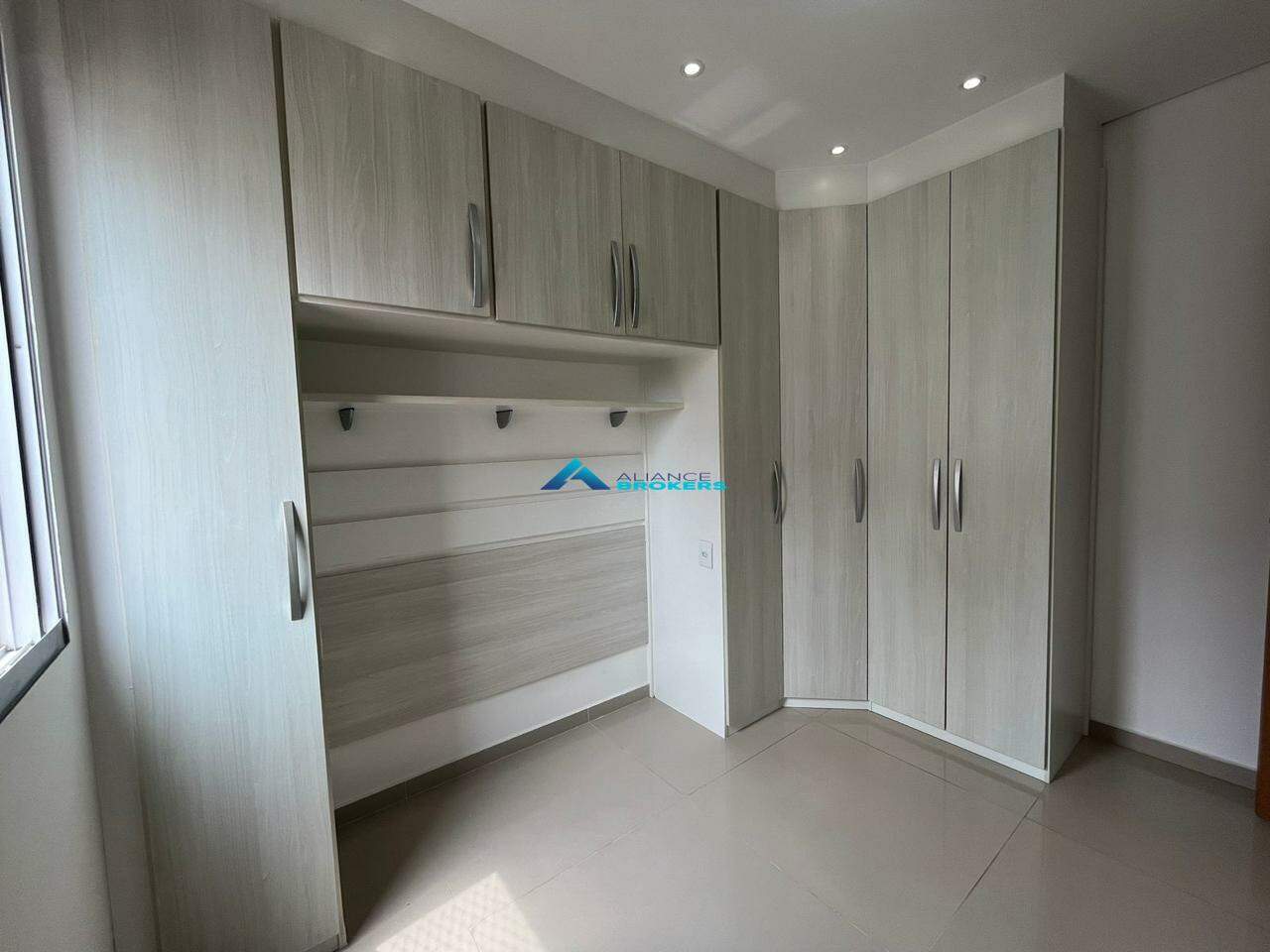 Apartamento para alugar com 2 quartos, 53m² - Foto 16