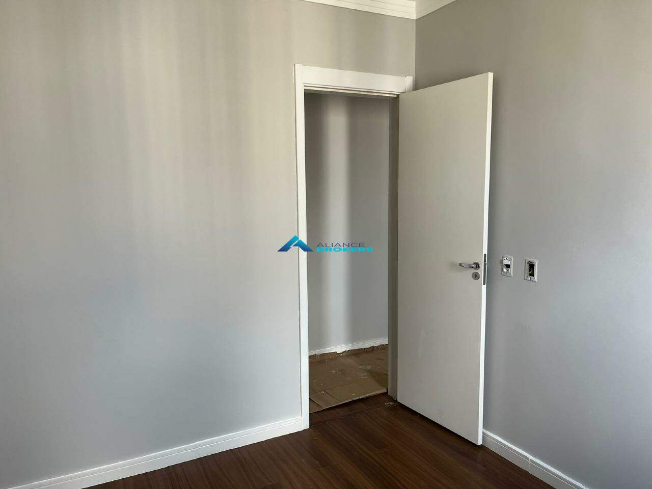 Apartamento à venda com 3 quartos, 71m² - Foto 5