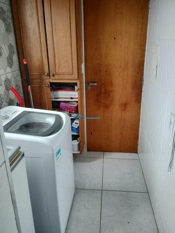 Apartamento à venda com 2 quartos, 70m² - Foto 16